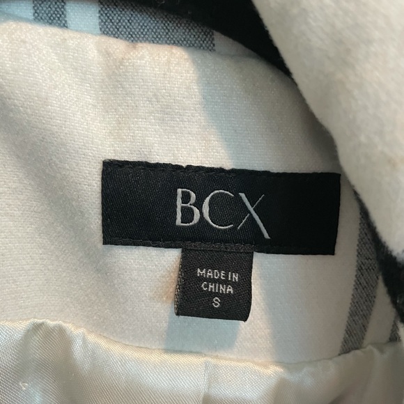 Black and White Pea Coat Women’s Jacket - Small - Picture 5 of 6